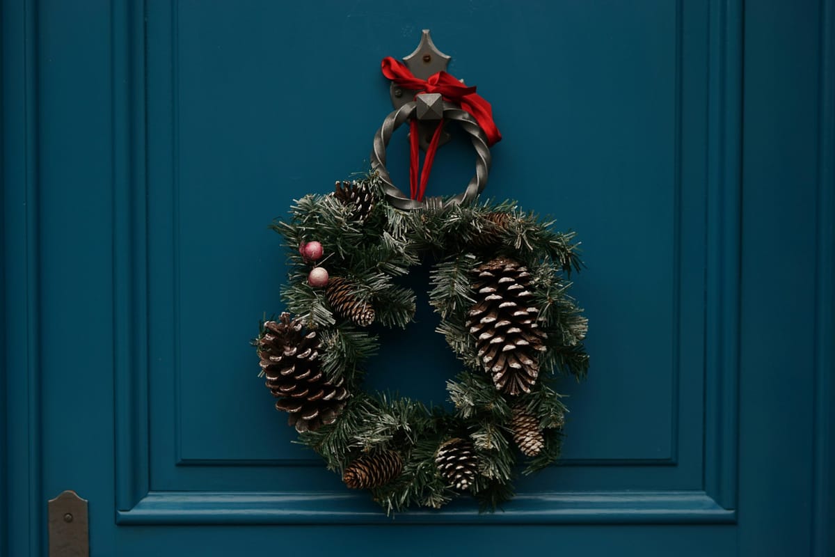 Happy Holidays from Sounds and Stage