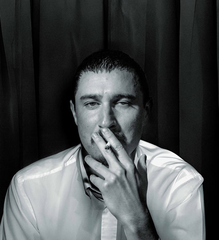 TOM ROSENTHAL RETURNS TO THE EDINBURGH FRINGE WITH BRAND NEW SHOW ‘WHATEVER PEOPLE SAY I AM, THAT’S WHAT I AM’ BEFORE UK & IRELAND TOUR